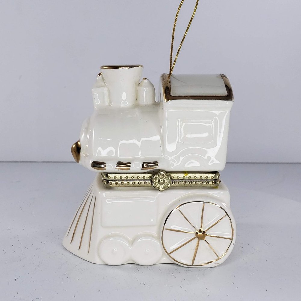 Mr Christmas Train Music Box Ornament White Gold